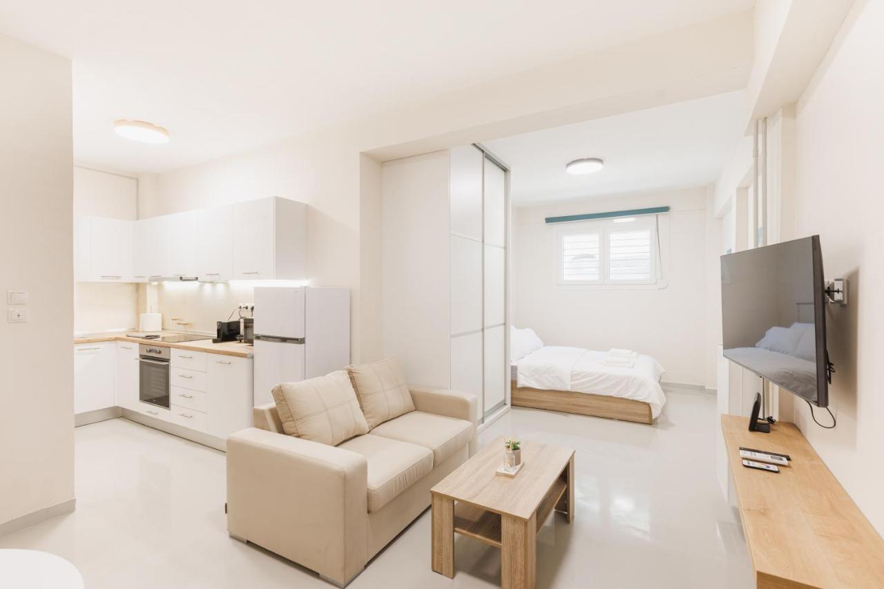 Fully Renovated Luxurious Semi-Basement Studio Atene Esterno foto
